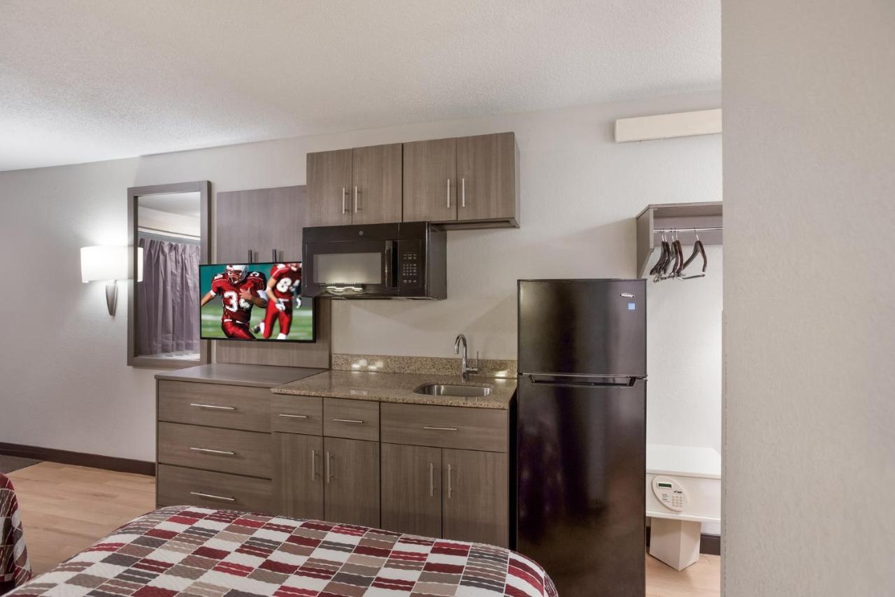 Red Roof Inn Philadelphia - טרבוס מראה חיצוני תמונה