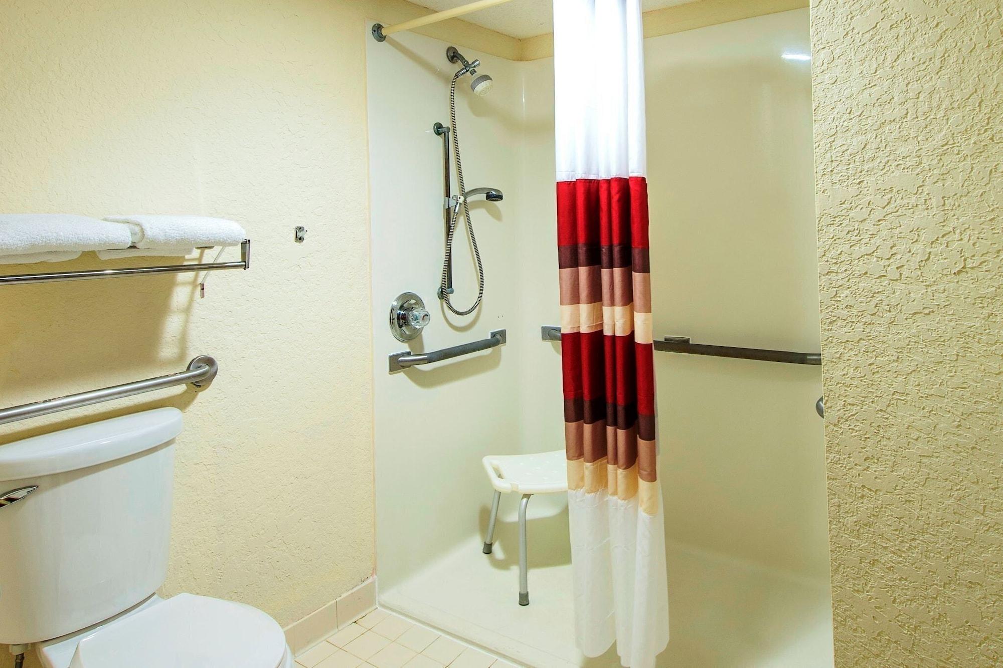 Red Roof Inn Philadelphia - טרבוס מראה חיצוני תמונה